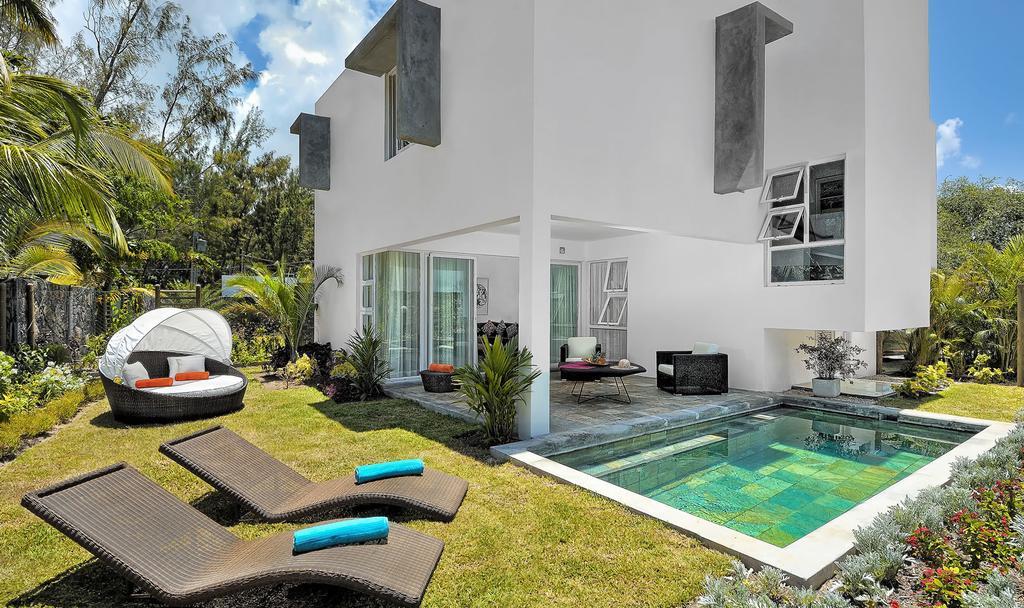 So Beach Villa In Situ Roches Noires Номер фото