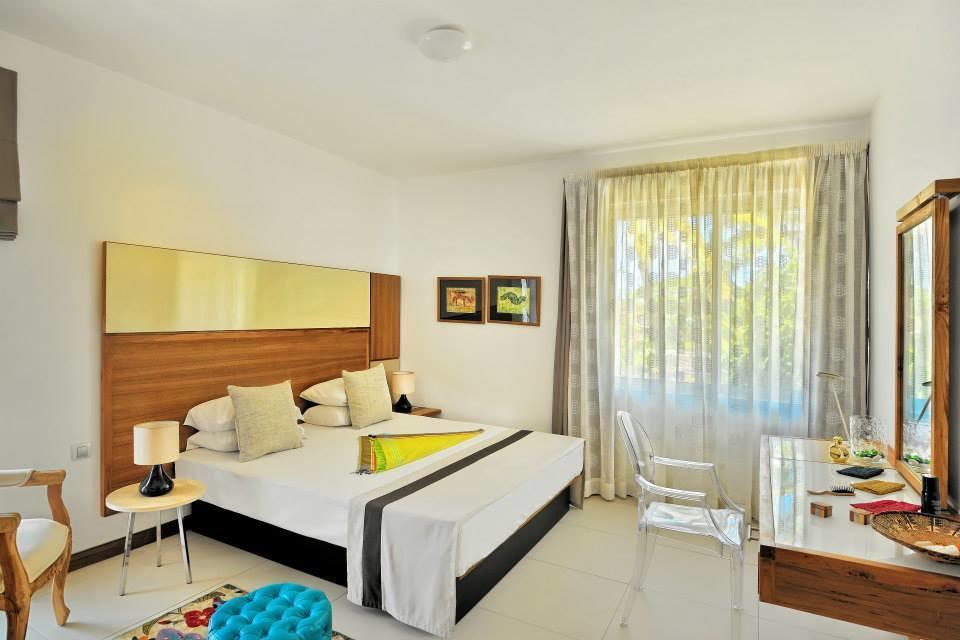 So Beach Villa In Situ Roches Noires Экстерьер фото